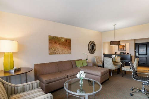 Antioch Hotel & Suites image 19